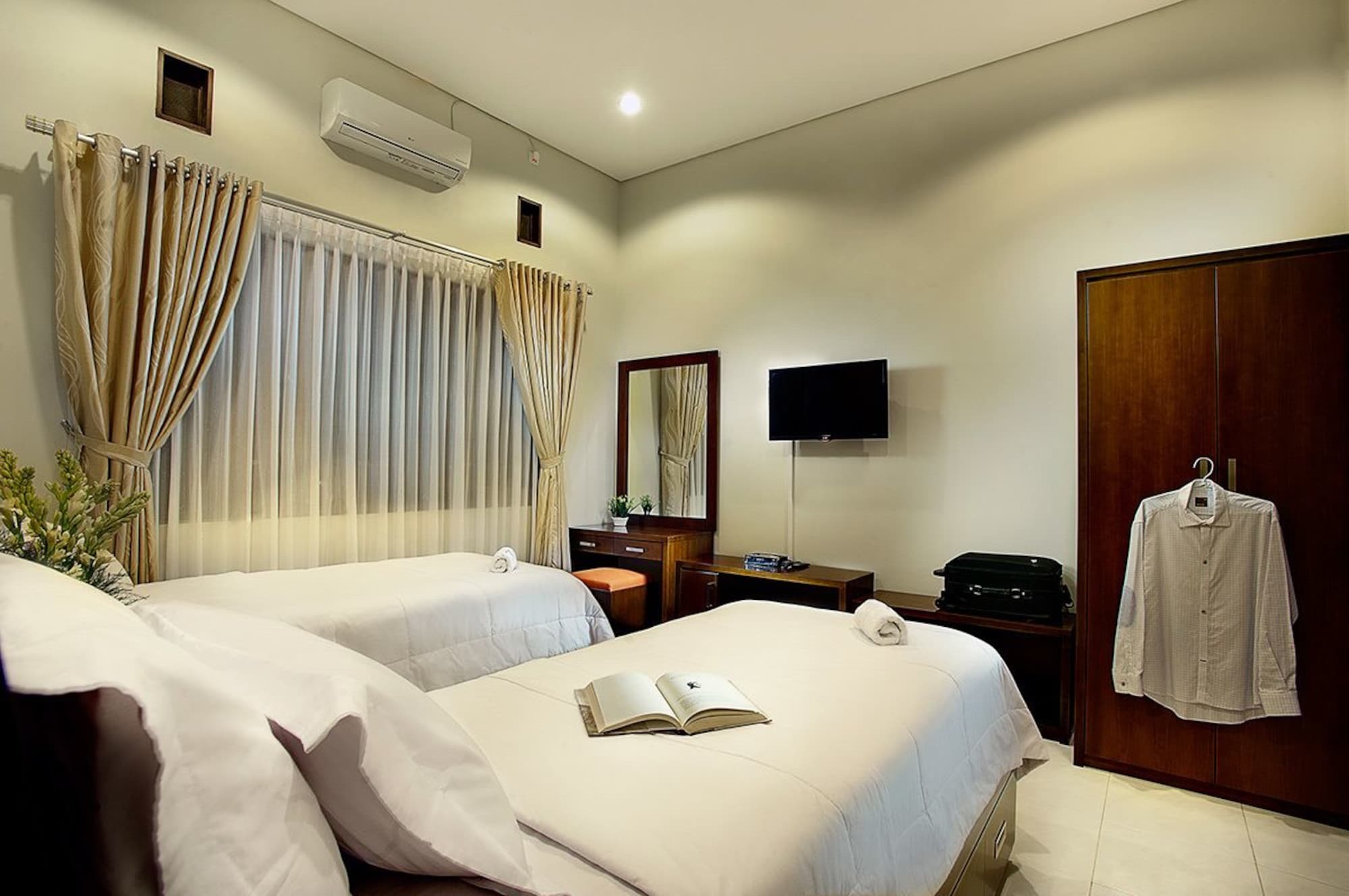 Omah Garuda Homestay Pakualaman Exterior photo